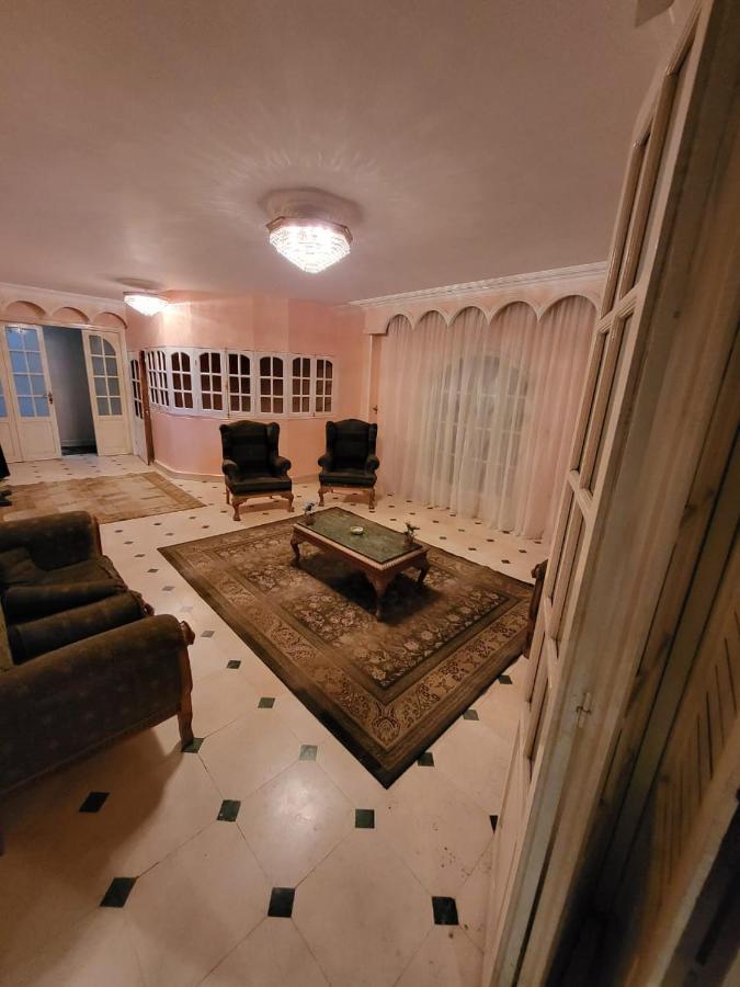 Hk Pyramids Guest House El El Cairo Exterior foto